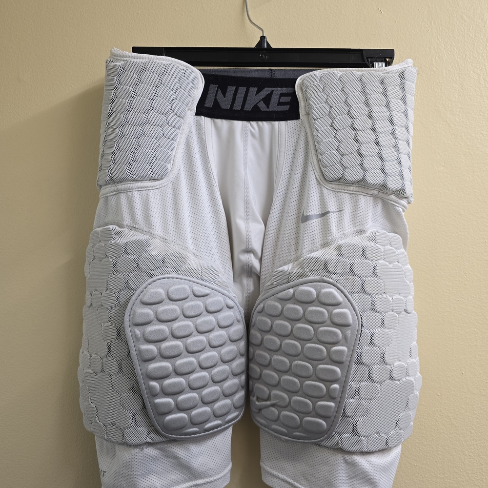 Nike Pro Combat Compression Shorts Men Size M Football Padded White